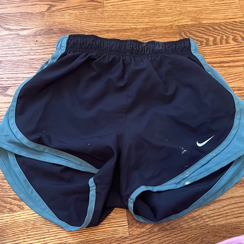 Nike women’s shorts